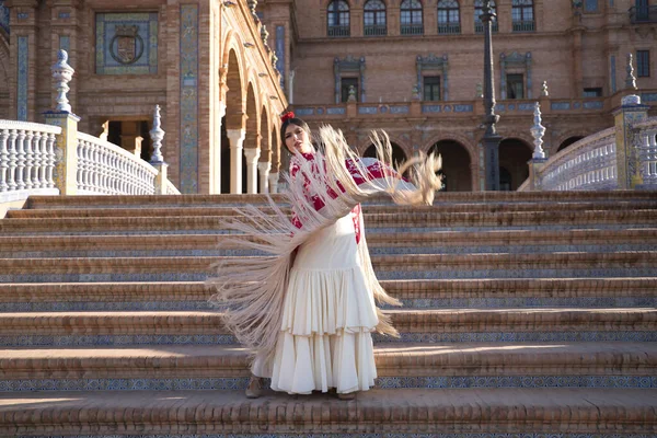 Young Flamenco Woman Hispanic Brunette Typical Flamenco Dance Suit Dancing — Fotografia de Stock