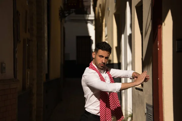 Joven Español Camisa Blanca Pantalón Negro Zapatos Baile Bailando Flamenco —  Fotos de Stock