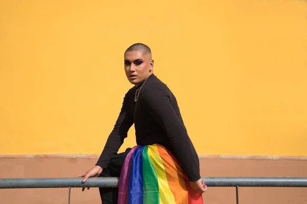 Non Binary Person Young South American Heavily Make Sitting Railing — Stock fotografie