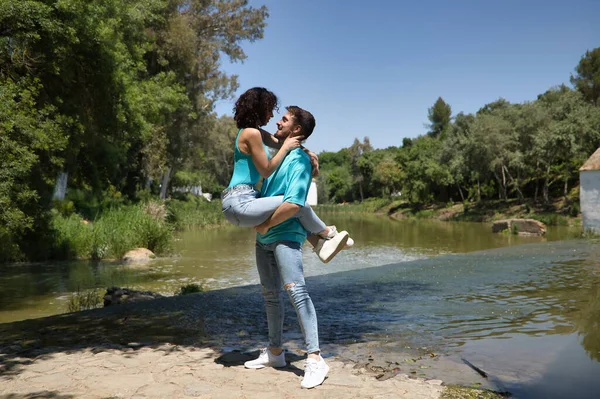 Attractive Young Couple Love Looking Each Other Eyes Close Faces — Stockfoto