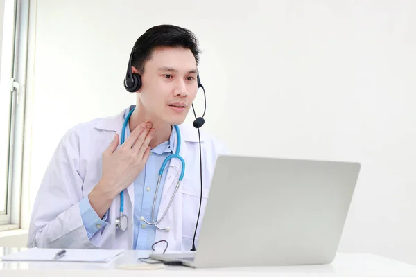 Asian Male Doctor Treating Patients Online Talk Video Call Laptop — 스톡 사진