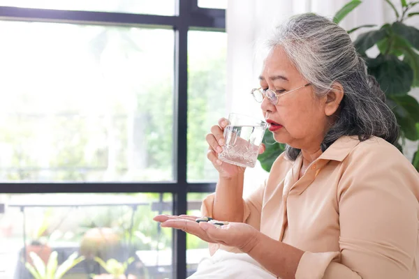 Asian Elderly Woman Stay Home She Has Flu She Taking — Stock fotografie