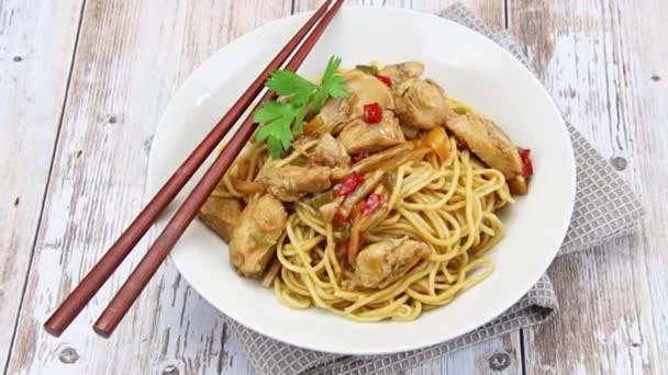 Sauteed Chicken Peppers Bamboo Shoots — Stock Video
