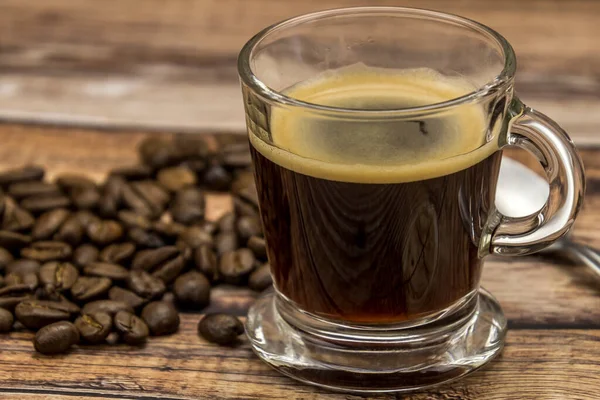 Tasse Espresso Auf Einem Holztisch — Stockfoto