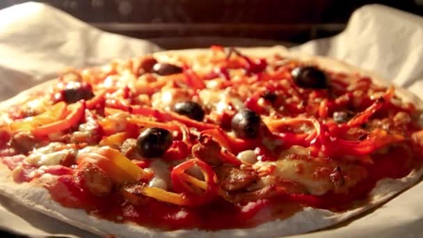 Pizza Con Pollo Peperoni Cottura Forno — Video Stock