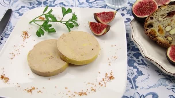 Assiette Foie Gras Sur Une Table — Video