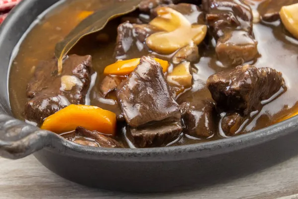 Franse Schotel Beef Bourguignon Tafel — Stockfoto