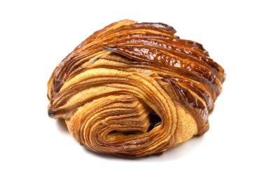 yakın plan çikolatalı ekmek beyaz arka planda izole