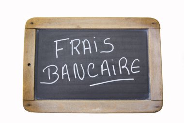 Fransızca yazılmış banka suçlamalarıyla dolu.