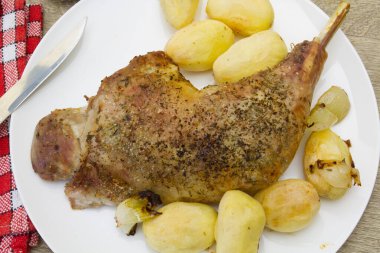 Patatesli hindi budu