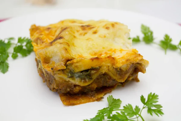 Heerlijke Gebakken Lasagne Met Kaas Kruiden — Stockfoto