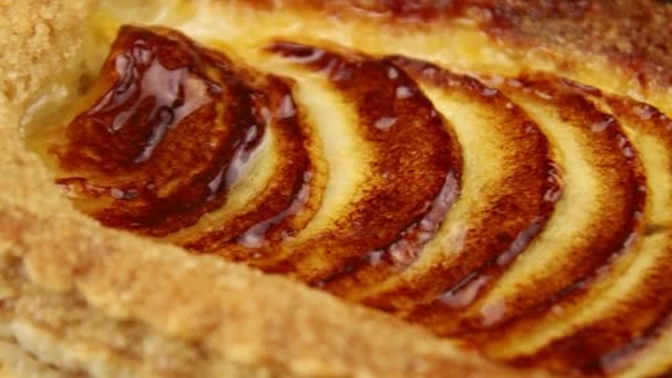 Primo Piano Della Torta Mele Alla Griglia — Video Stock