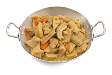 Beyaz arkaplanda işkembe kabı izole