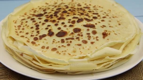 Pile Pancakes Plate Blue Background — Stock Video