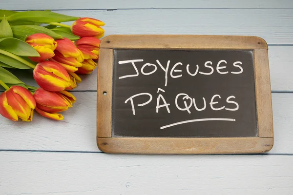 Slate Writing French Happy Easter — Stock Photo, Image