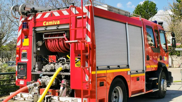 Visão Traseira Bombeiro Francês Caminhão Bombeiros — Fotografia de Stock