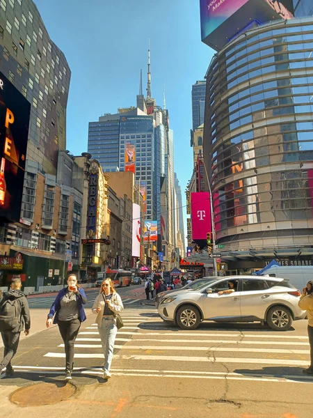 Pessoas Andando Longo Rua Nova York — Fotografia de Stock