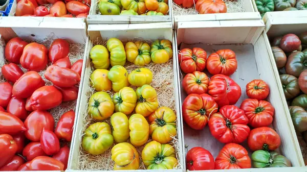 Cor Tomates Maduros Caixas Mercado — Fotografia de Stock