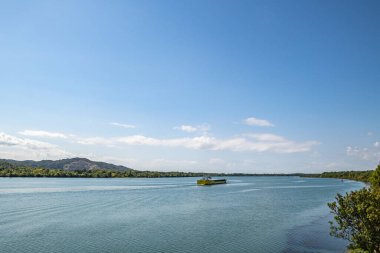 Göllü güzel bir manzara. 