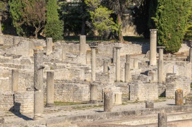 Vaucluse 'deki Vaison-la-Romaine kasabasından Roma kalıntıları.
