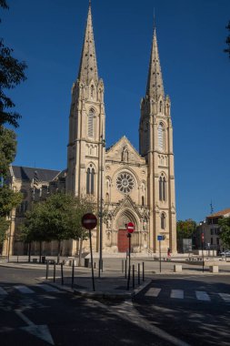 Nmes 'teki Saint-Baudile Kilisesi (Gard / France)