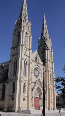 Nmes 'teki Saint-Baudile Kilisesi (Gard / France)