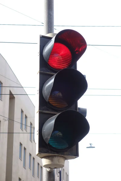 Semaforo Rosso Sulla Strada Simbolo Arresto — Foto Stock