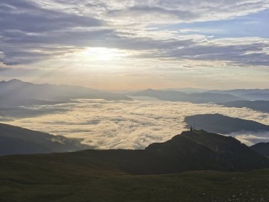 Avusturya ve Avrupa 'da doğal bir dağ manzarası