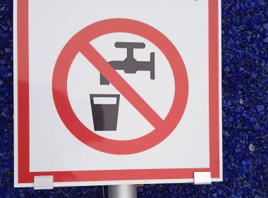 içme suyu ve içme yasağı işareti ve sembolü