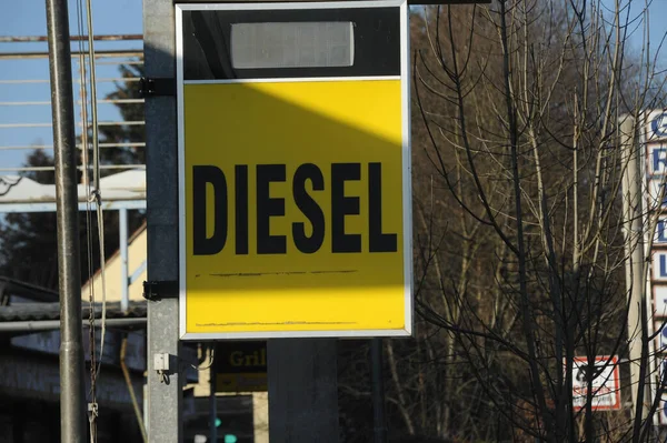 Gasóleo Posto Gasolina Para Reabastecimento Veículo Diesel — Fotografia de Stock