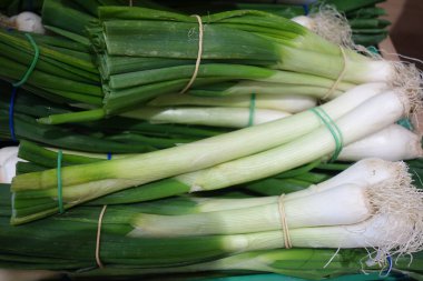 Gıda ticaretinde sebzeler; taze ve organik gıda satın almak