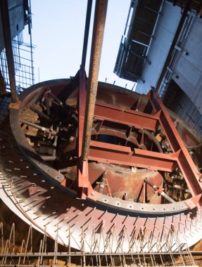 Fabrika mühendisliği ya da fabrika inşaatı, endüstride mimari inşaatı