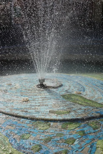 Water Fountain Decorative Element Discharging Water — Stockfoto