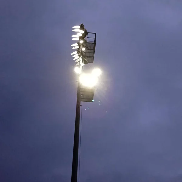 Foco Luz Artificial Alta Intensidad Una Habitación — Foto de Stock