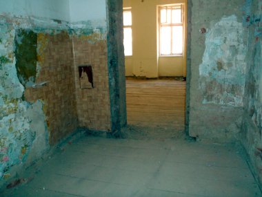 Bir bina ve bina yapısının yeniden canlandırılması, inşaat çalışmaları ve korunması