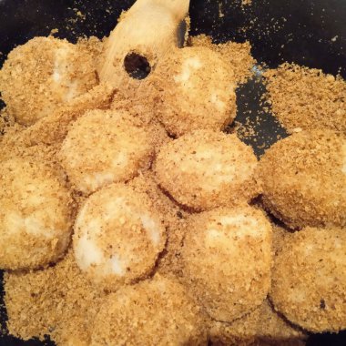 Kayısı köftesi, Avusturalya ve Czech mutfağında yaygın bir hamur işi.