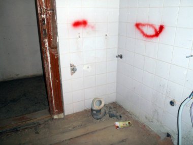 Bir bina ve bina yapısının yeniden canlandırılması, inşaat çalışmaları ve korunması