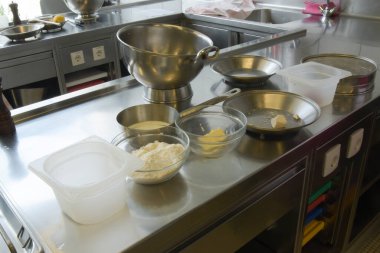 Pastaneden tatlı bir şeyler, bir pasta veya tatlı. 