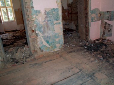 Bir bina ve bina yapısının yeniden canlandırılması, inşaat çalışmaları ve korunması