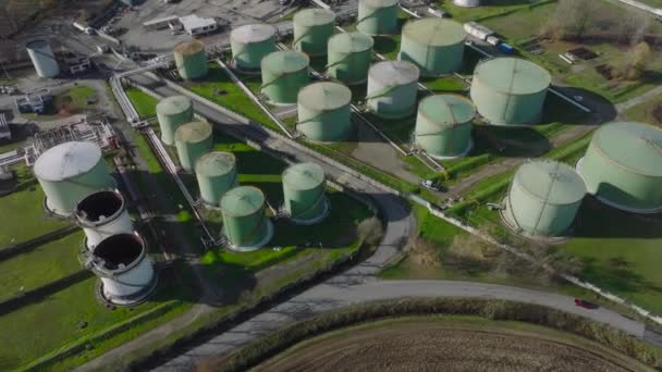 Aerial View Steel Oil Storage Tanks Storage Handling Services Petroleum — Stock Video