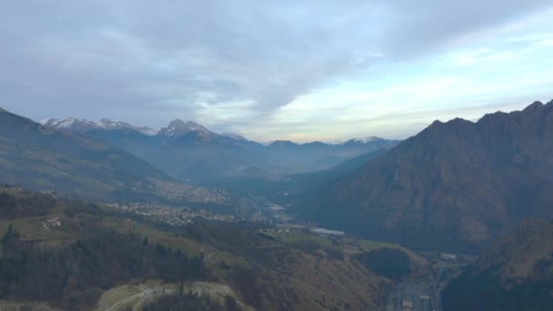 Чудовий Вигляд Долину Серіани Гори Світанку Оробі Альпи Бергамо Італія — стокове відео