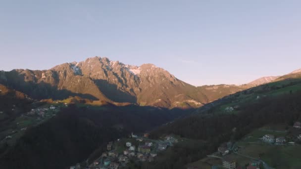 Чудовий Вигляд Долину Серіана Гори Сонячний День Оробі Альпи Бергамо — стокове відео