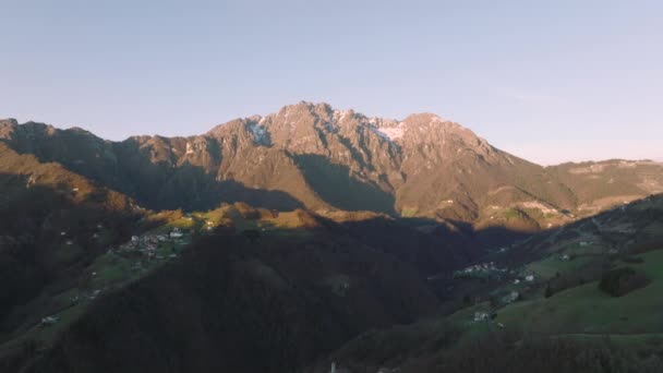Чудовий Вигляд Долину Серіана Гори Сонячний День Оробі Альпи Бергамо — стокове відео