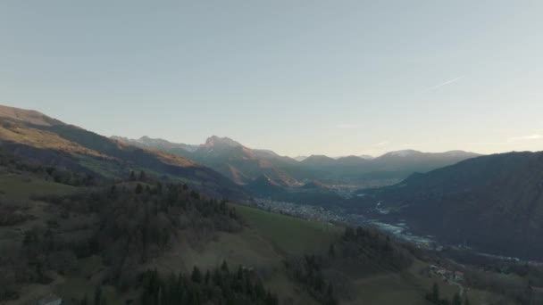 Krásný Letecký Výhled Údolí Seriana Jeho Hory Ránu Orobie Alps — Stock video