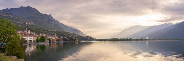 Nice View Lake Iseo Sunrise Left City Lovere Which Runs — Stock Photo, Image