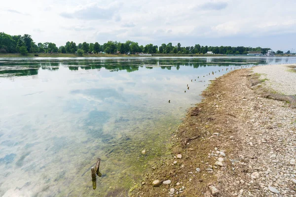 Parque Lago Idroscalo Izquierda Las Gradas Día Nublado Milán Italia — Foto de Stock