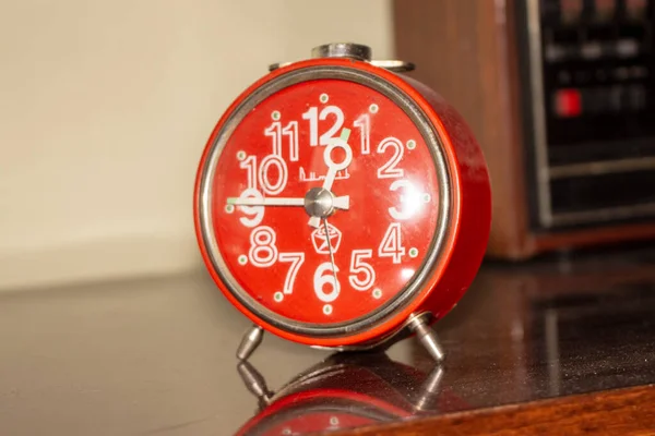 Old Metal Soviet Table Clock Alarm Clock Subject Red — Stock Photo, Image
