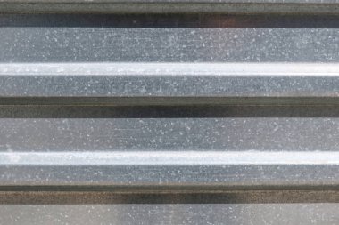 Bükülmüş parlak metal plaka dokusu