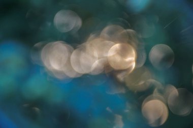 Güzel renkli ışıkların odak noktasını kapat