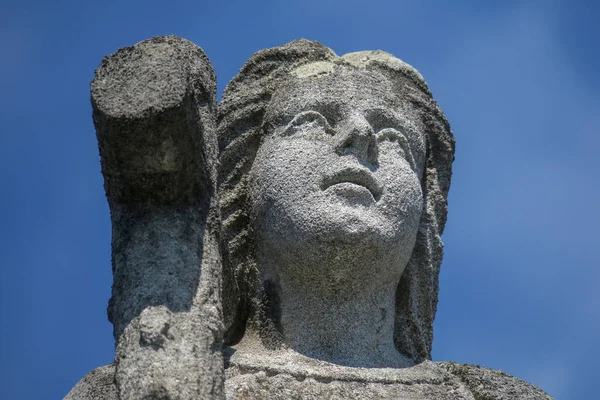 Steinskulptur Auf Dem Grab Eines Christlichen Friedhofs — Stockfoto